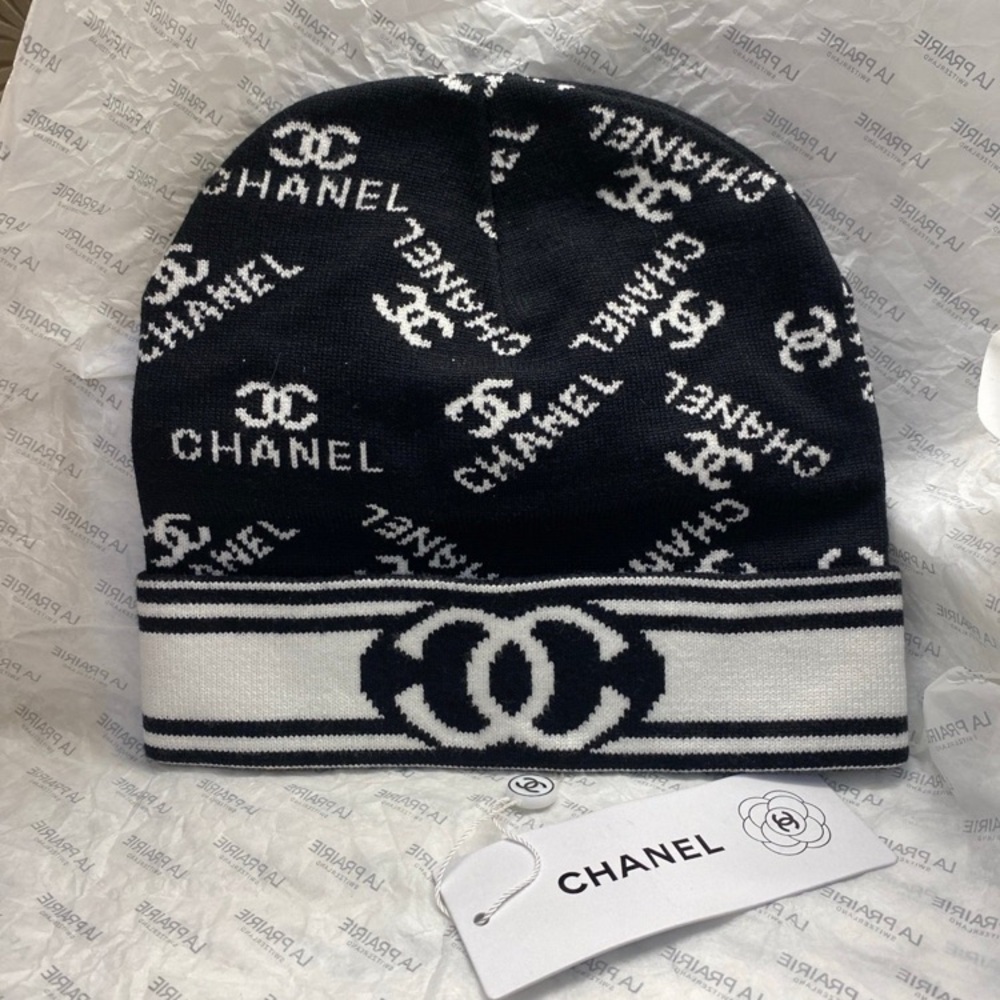 CHANEL Monochrome Logo Knit Beanie